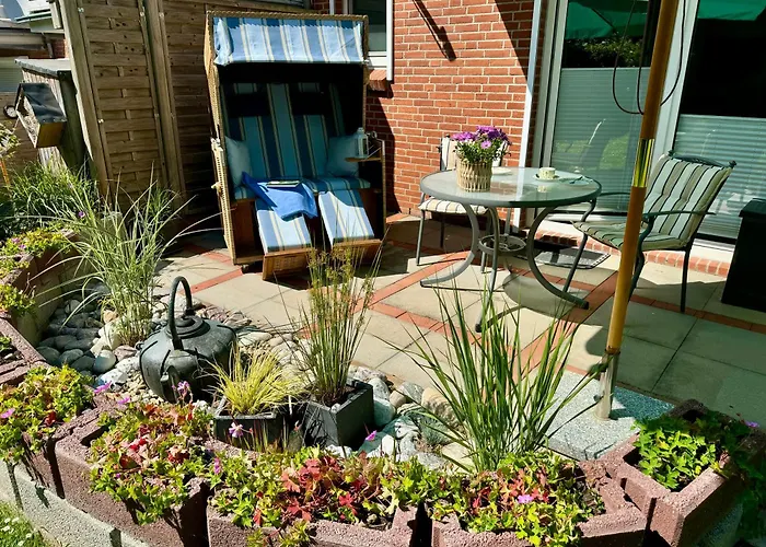 Segelund - Zeit Fuer Uns- Ruhige Und Sonnige Ferienwohnung Mit Terrasse Und Garten Nahe Strand Und Ostsee