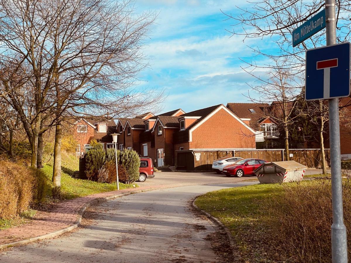 Segelund: Tranquil Seaside Retreat With Garden Terrace Apartment Schonhagen (Schleswig-Holstein)