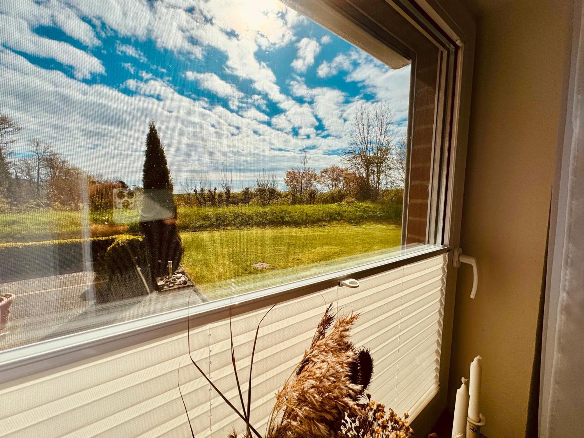 Segelund: Tranquil Seaside Retreat With Garden Terrace Schonhagen (Schleswig-Holstein)